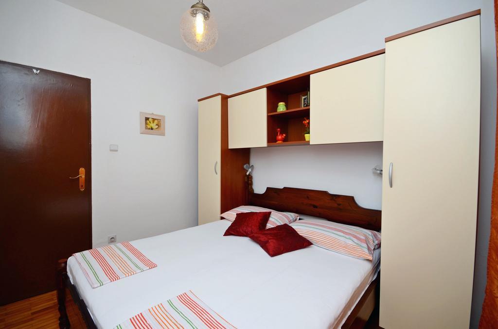 Apartments Katica Трогир Экстерьер фото