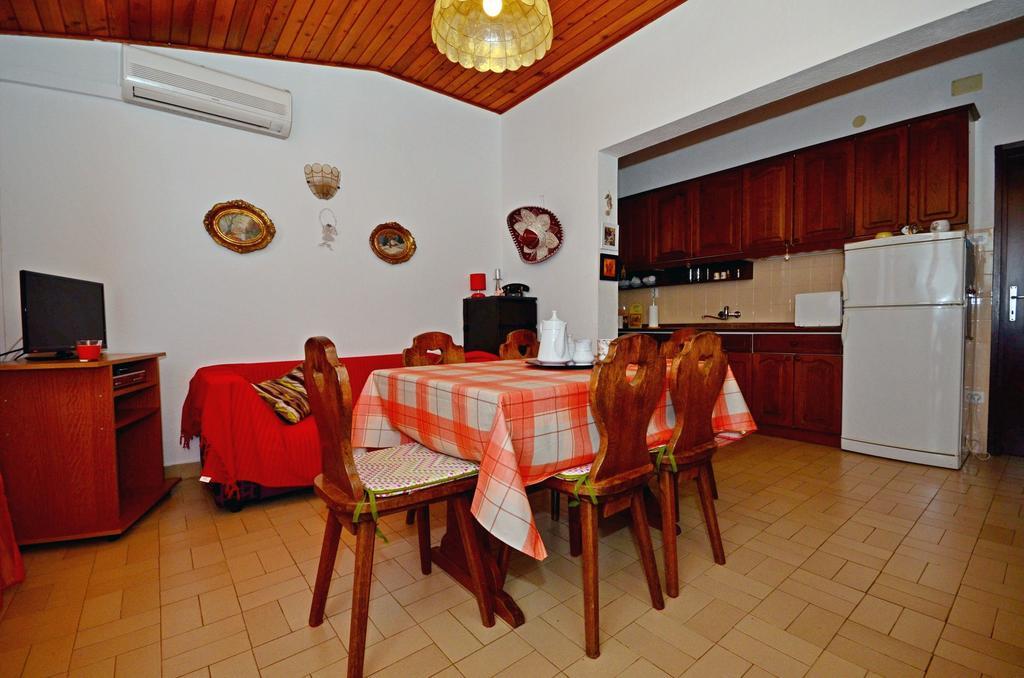 Apartments Katica Трогир Экстерьер фото